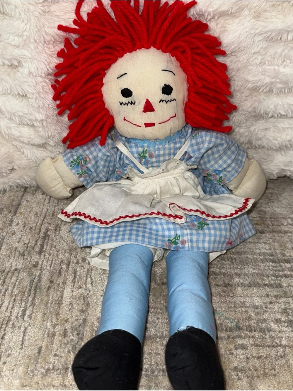 Raggedy Anne 10” Vinatge rag doll